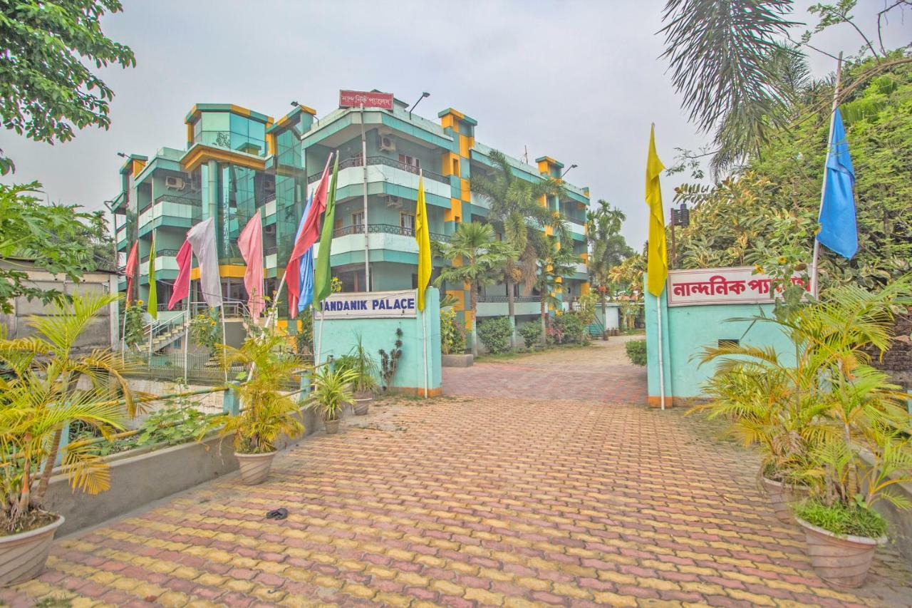 Hotel Nandanik Palace Fālākāta Kültér fotó